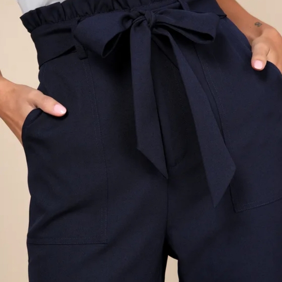 Lulus High Waisted Straight Leg Pants Size Mediun - Picture 4 of 7